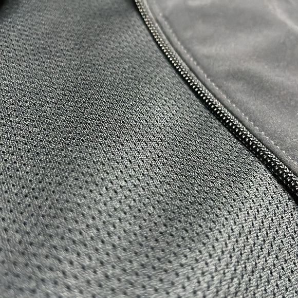 Under armour spring jacket - Picture 3 of 5